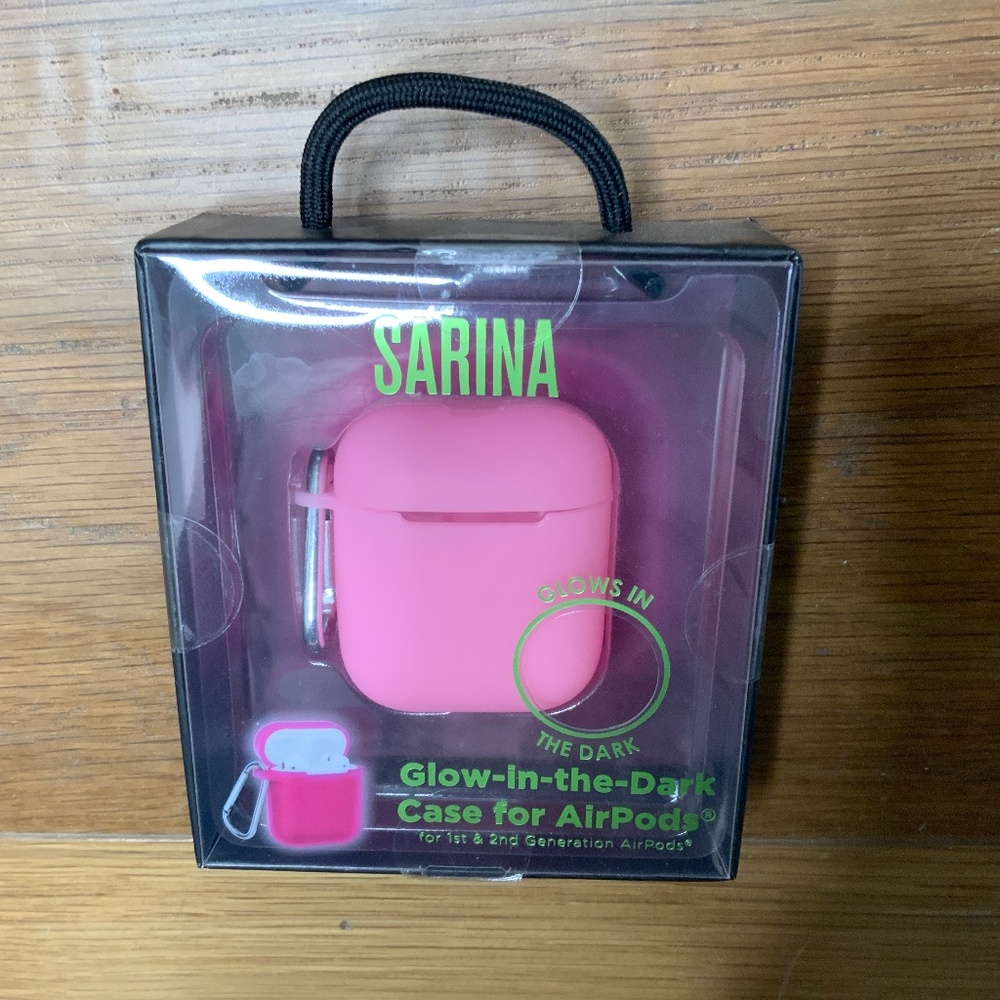 New in Box Sarina Pink Glow-in-the-Dark AirPod Case